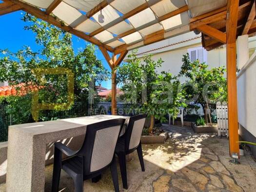 Haus zum Kauf 462.000 € 3 Zimmer 140 m² Tkon