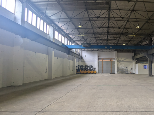 Produktionshalle zur Miete provisionsfrei 5.400 m² Lagerfläche teilbar von 1.000 m² bis 5.400 m² Thiendorf 01561
