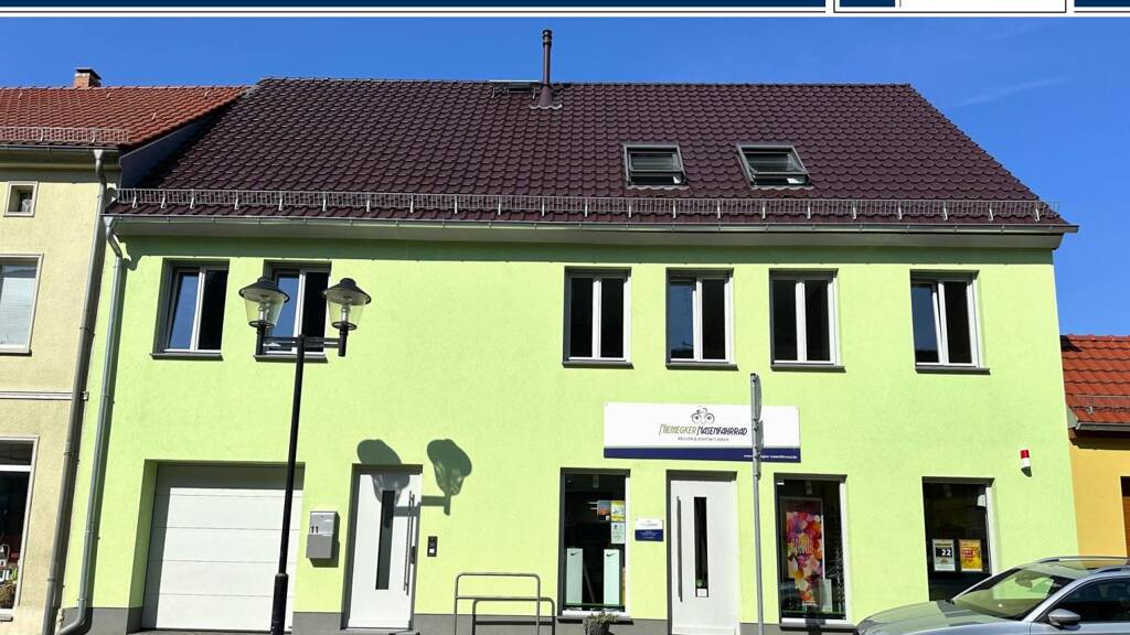 Haus zum Kauf 399.000 € 9 Zimmer 215 m² 339 m² Grundstück Niemegk 14823