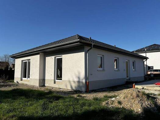 Bungalow zum Kauf provisionsfrei 399.900 € 3 Zimmer 122 m² 518 m² Grundstück Nerchau Grimma 04668