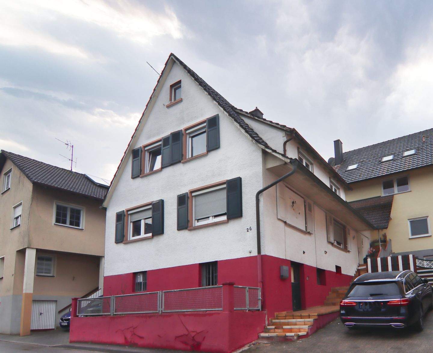 Immobilie in Lahr/Schwarzwald - Großzügige 8-Zimmer-Eigentumseinheit mit Hauscharakter - Bild 0