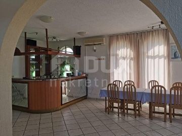 Wohnung zum Kauf 680.000 € 10 Zimmer 600 m²<br/>Wohnfläche 3.<br/>Geschoss Turanj 23207