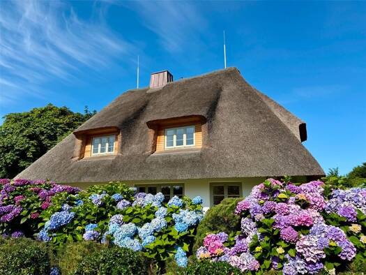 Einfamilienhaus zum Kauf - Erstbezug 9.900.000 € 6 Zimmer 385 m² 1.470 m² Grundstück Keitum Sylt 25980