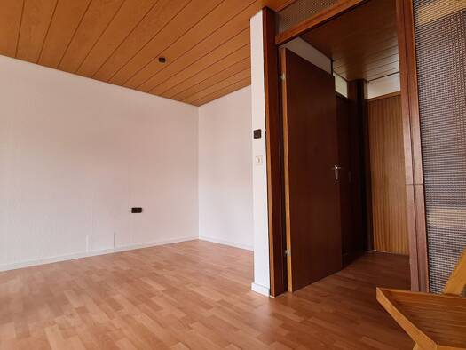 Wohnung zur Miete 550 € 1 Zimmer 41,5 m² Geschoss 1/3 frei ab 01.11.2026 Hofener Straße 76 Bad Cannstatt Stuttgart 70372