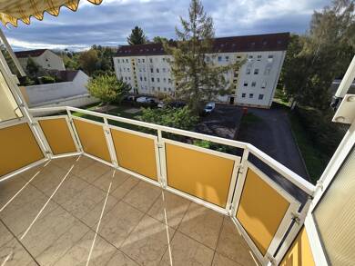 Wohnung zur Miete 443 € 4 Zimmer 71,4 m² 3. Geschoss frei ab sofort Wiesestraße 214 Debschwitz Gera 07548