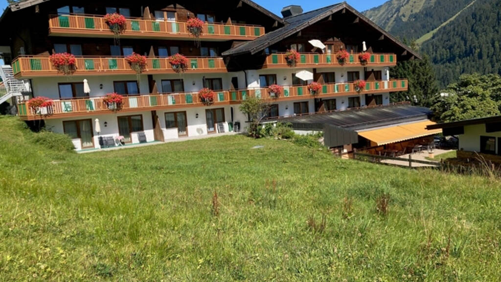 Hotel zum Kauf 96 Betten Oberseiteweg 23 Hirschegg 6992