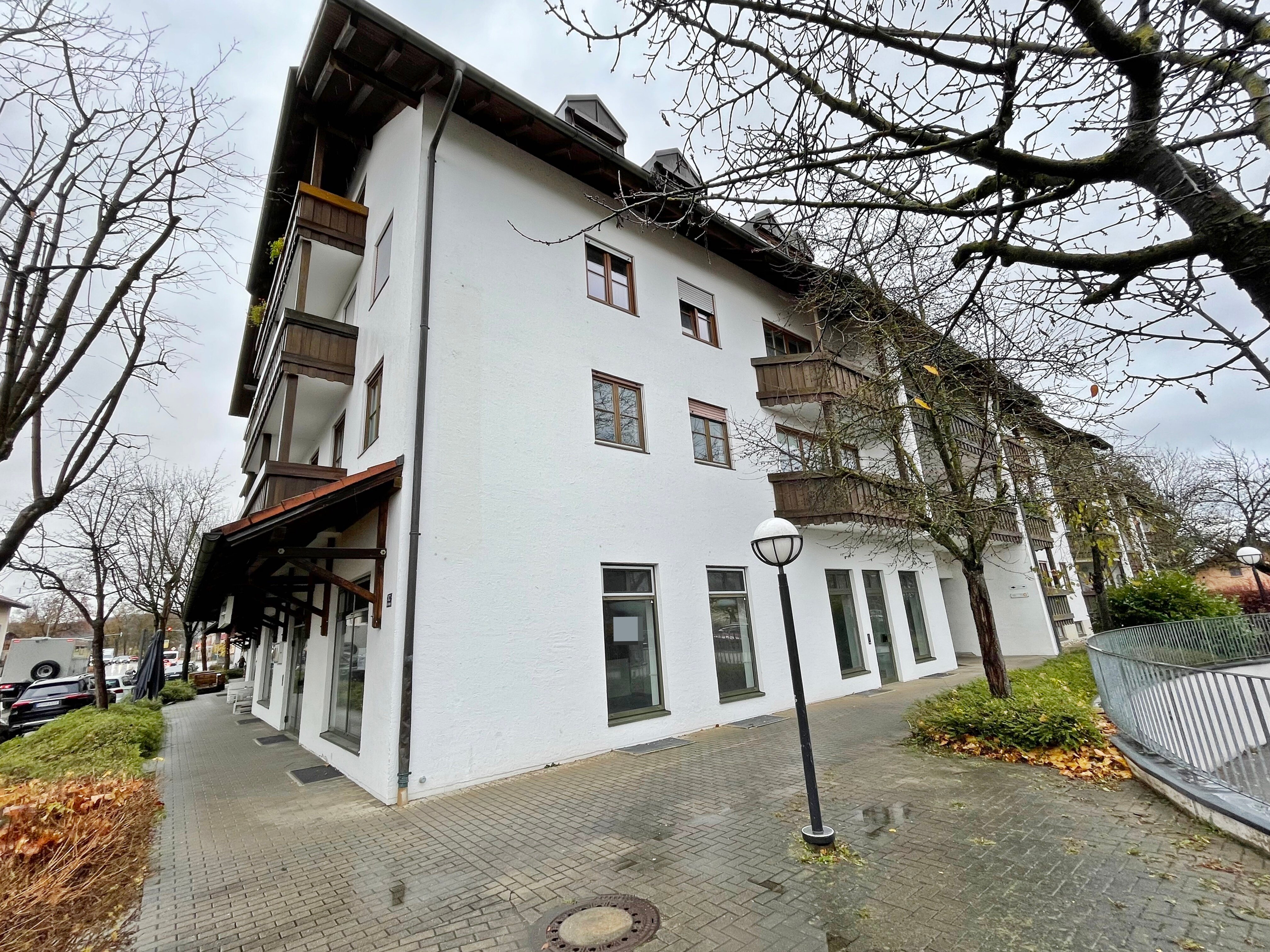 Laden zum Kauf 2.086,86 € 2 Zimmer 70,9 m²<br/>Verkaufsfläche Neuötting Neuötting 84524