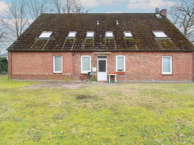 Mehrfamilienhaus zum Kauf als Kapitalanlage geeignet 219.000 € 11 Zimmer 267,5 m² 598 m² Grundstück Glinstedt Gnarrenburg 27442