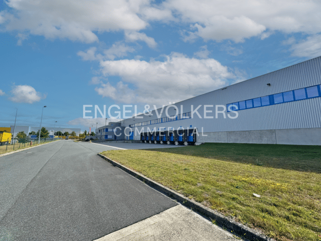 Produktionshalle zur Miete 4,70 € 8.000 m² Lagerfläche teilbar ab 8.000 m² Strom Süd 28197