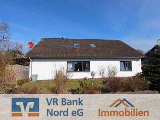 Einfamilienhaus zum Kauf 159.000 € 7 Zimmer 175 m² 983 m² Grundstück Uphusum 25923