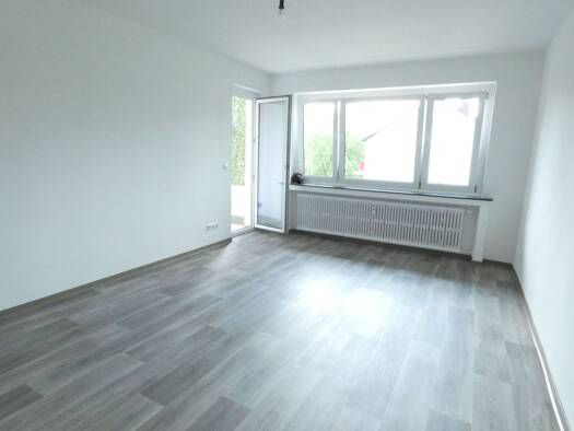Wohnung zur Miete 586 € 3 Zimmer 71 m² 3. Geschoss frei ab 01.10.2025 Am Finkenplatz 3 Vierlinden Duisburg 47178