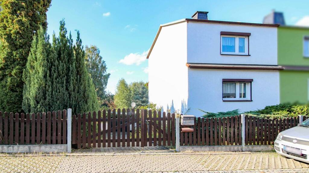 Doppelhaushälfte zum Kauf 90.000 € 3 Zimmer 70,1 m² 1.000,1 m² Grundstück frei ab sofort Borna-Heinersdorf Chemnitz 09114