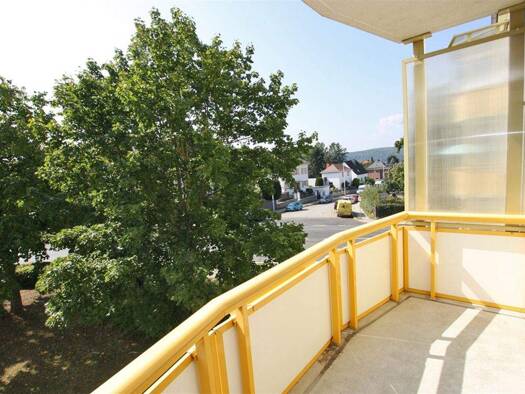 Wohnung zur Miete 419 € 3 Zimmer 69,9 m² 3. Geschoss frei ab 01.02.2026 Straße des Bergmanns 45c Innenstadt Gera 07545