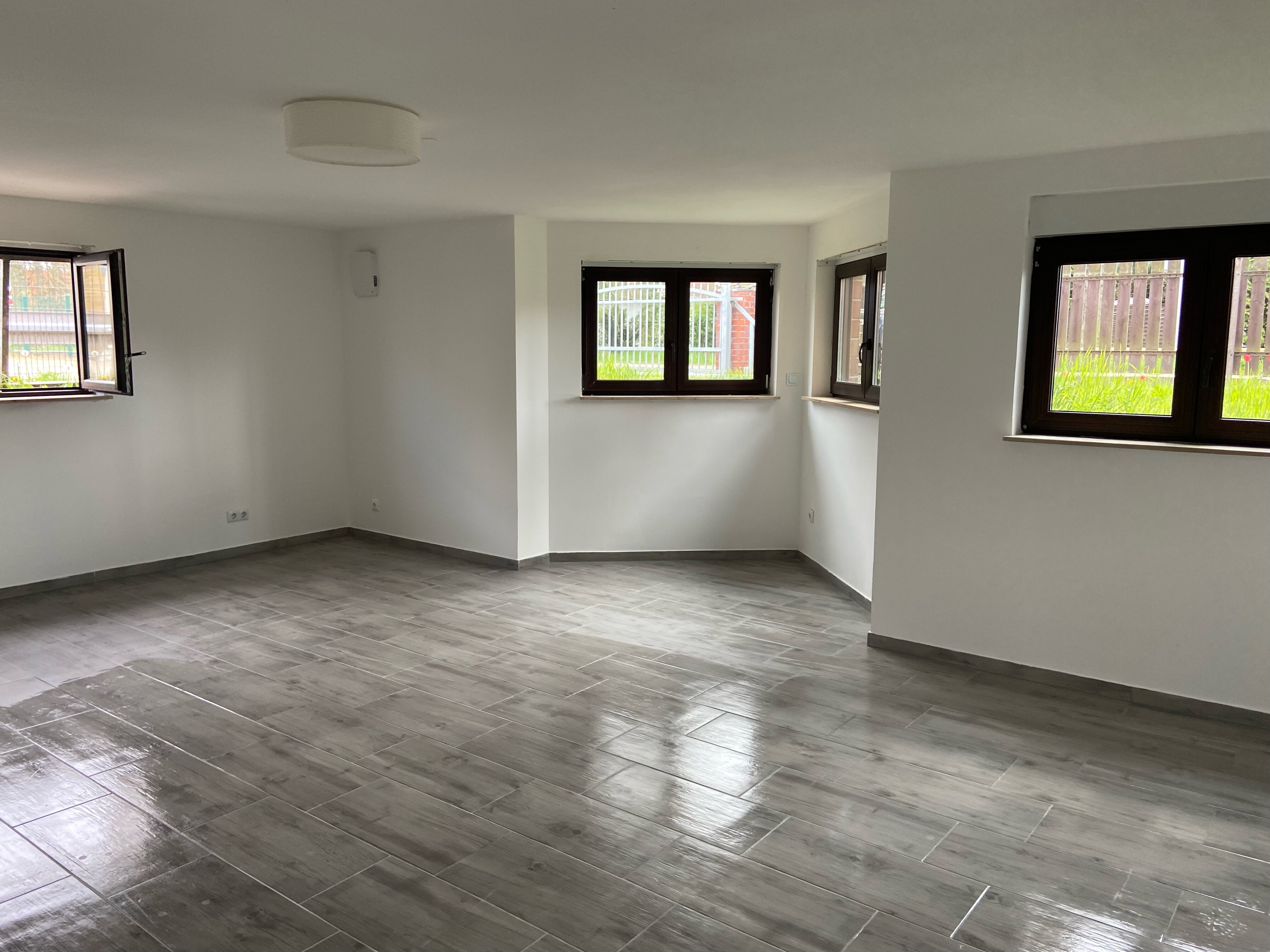 Wohnung zur Miete 780 € 1,5 Zimmer 65 m²<br/>Wohnfläche ab sofort<br/>Verfügbarkeit Döberitzer Str. 17 Seegefeld Falkensee 14612