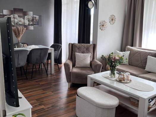 Studio zum Kauf provisionsfrei 190.000 € 4 Zimmer 88,3 m² 3. Geschoss Elmshorner Str 21 Pinneberg 25421