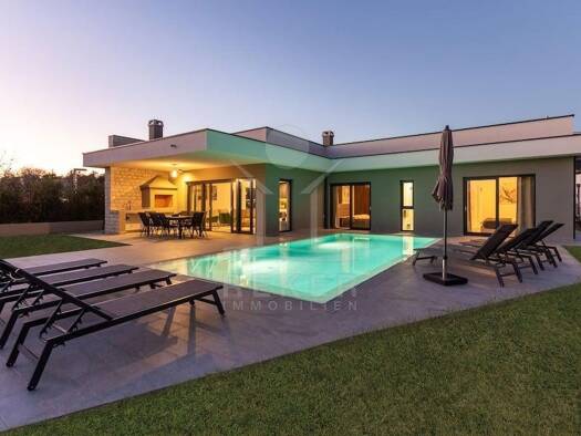 Bungalow zum Kauf 680.000 € 5 Zimmer 191 m² 843 m² Grundstück Marčana 52207