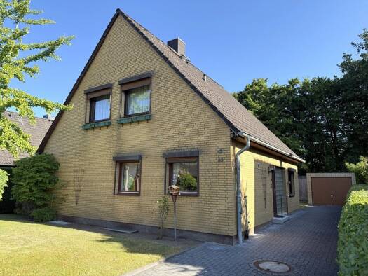 Einfamilienhaus zum Kauf 275.000 € 6 Zimmer 119 m² 511 m² Grundstück frei ab sofort Schwarzenbek 21493