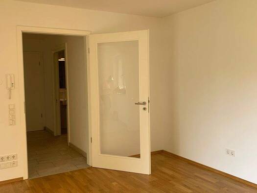 Wohnung zur Miete 930 € 3 Zimmer 83,7 m² EG Straubing 94315