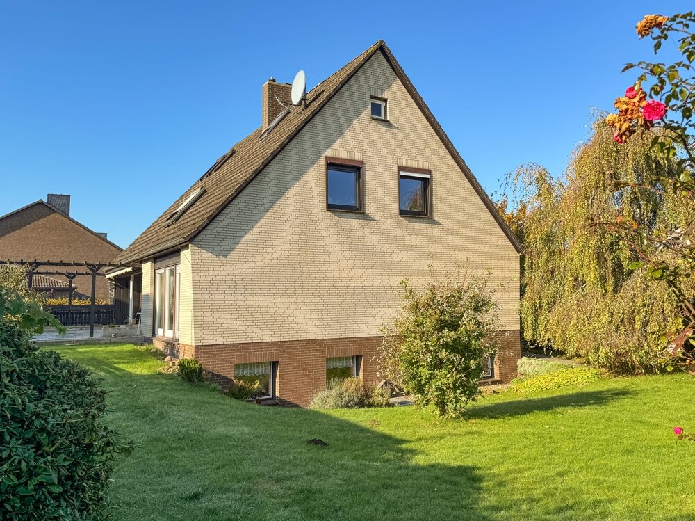 Einfamilienhaus zum Kauf 339.000 € 5 Zimmer 173 m²<br/>Wohnfläche 801 m²<br/>Grundstück Harkenbleck Hemmingen 30966