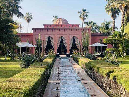 Villa zum Kauf provisionsfrei 1.600.000 € 8 Zimmer 600 m² 12.000 m² Grundstück Marrakech 40000