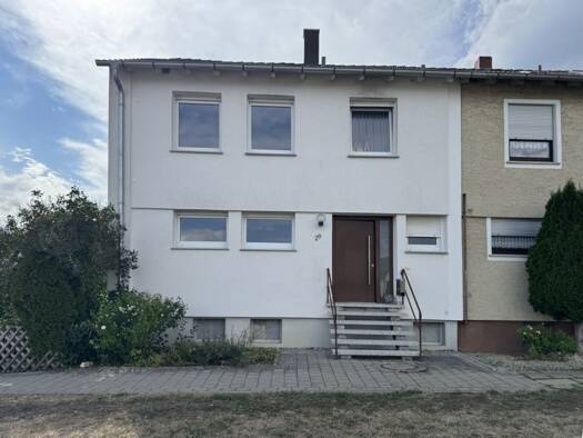 Reihenendhaus zum Kauf 260.000 € 5 Zimmer 108,7 m² 305 m² Grundstück Neuhausen Neuhausen ob Eck 78579