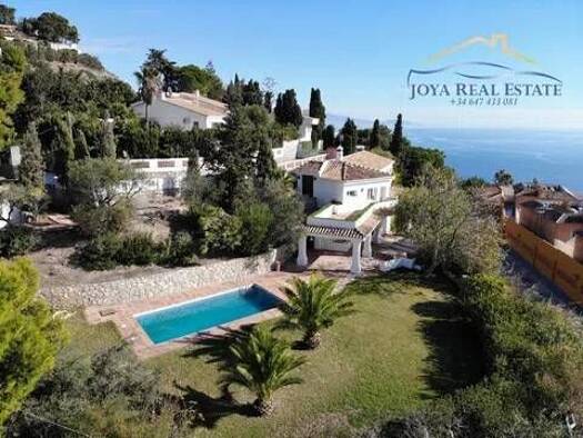 Chalet zum Kauf 930.000 € 7 Zimmer 431 m² Calle Jilgueros, 1 Almuñécar 18697