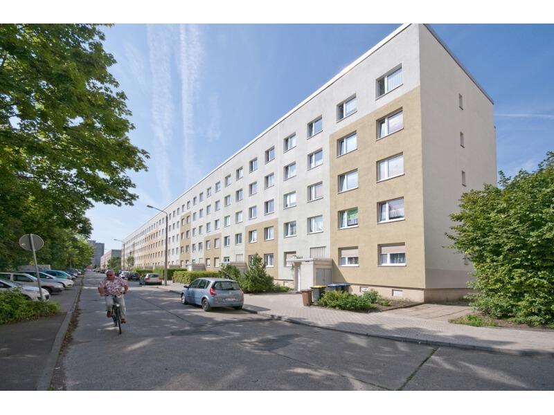 Wohnung zur Miete 298 € 2 Zimmer 49,4 m²<br/>Wohnfläche 5.<br/>Geschoss Matthias-Grünewald-Straße 22 Südliche Neustadt Halle (Saale) 06124