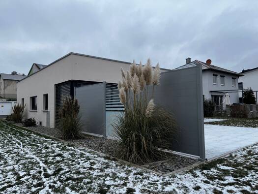 Bungalow zur Miete 1.200 € 2 Zimmer 100 m² 800 m² Grundstück frei ab sofort Mellrichstadt 97638