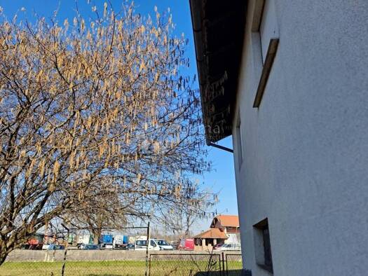 Haus zum Kauf 83.000 € 10 Zimmer 432 m² Glina Glina