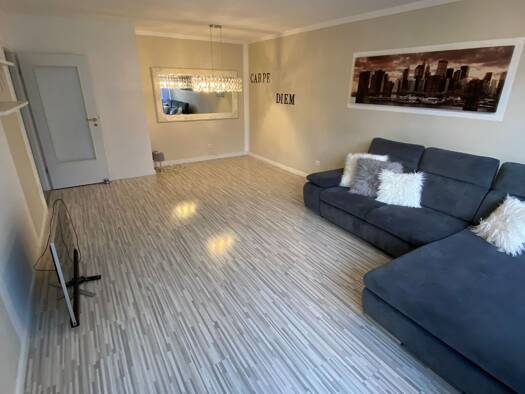 Wohnung zur Miete 1.500 € 4 Zimmer 97 m² Geschoss 1/4 frei ab sofort Reinhausen Regensburg 93057