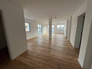 Wohnung zur Miete 1.120 € 4 Zimmer 114,9 m² 1. Geschoss Kirchenlaibach Speichersdorf 95469
