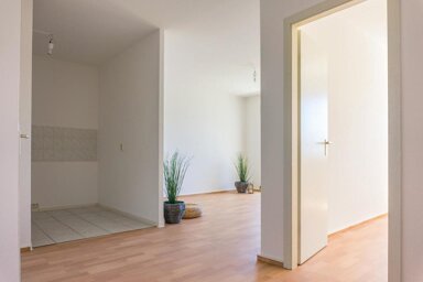 Wohnung zur Miete 317 € 3 Zimmer 54,8 m² 1. Geschoss frei ab 16.03.2025 Dr.-S.-Allende-Str. 56 Kappel 823 Chemnitz 09119