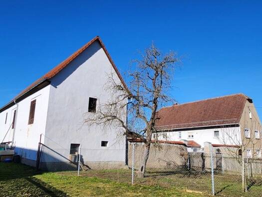 Bauernhaus zum Kauf 175.000 € 8 Zimmer 199 m² 2.584 m² Grundstück frei ab sofort Wolftitzer Straße 6 Streitwald Frohburg 04654
