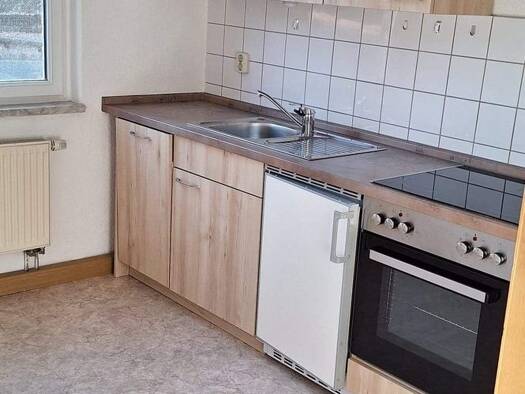 Wohnung zur Miete 340 € 2 Zimmer 48 m² 2. Geschoss frei ab sofort Pößneck,Stadt Pößneck 07381