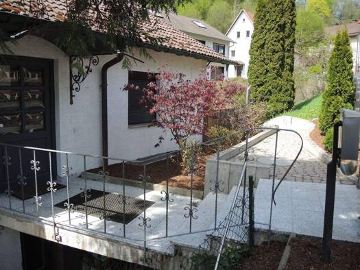 Doppelhaushälfte zum Kauf provisionsfrei 195.000 € 5 Zimmer 130 m² 327 m² Grundstück frei ab sofort Bad Brückenau Bad Brückenau 97769