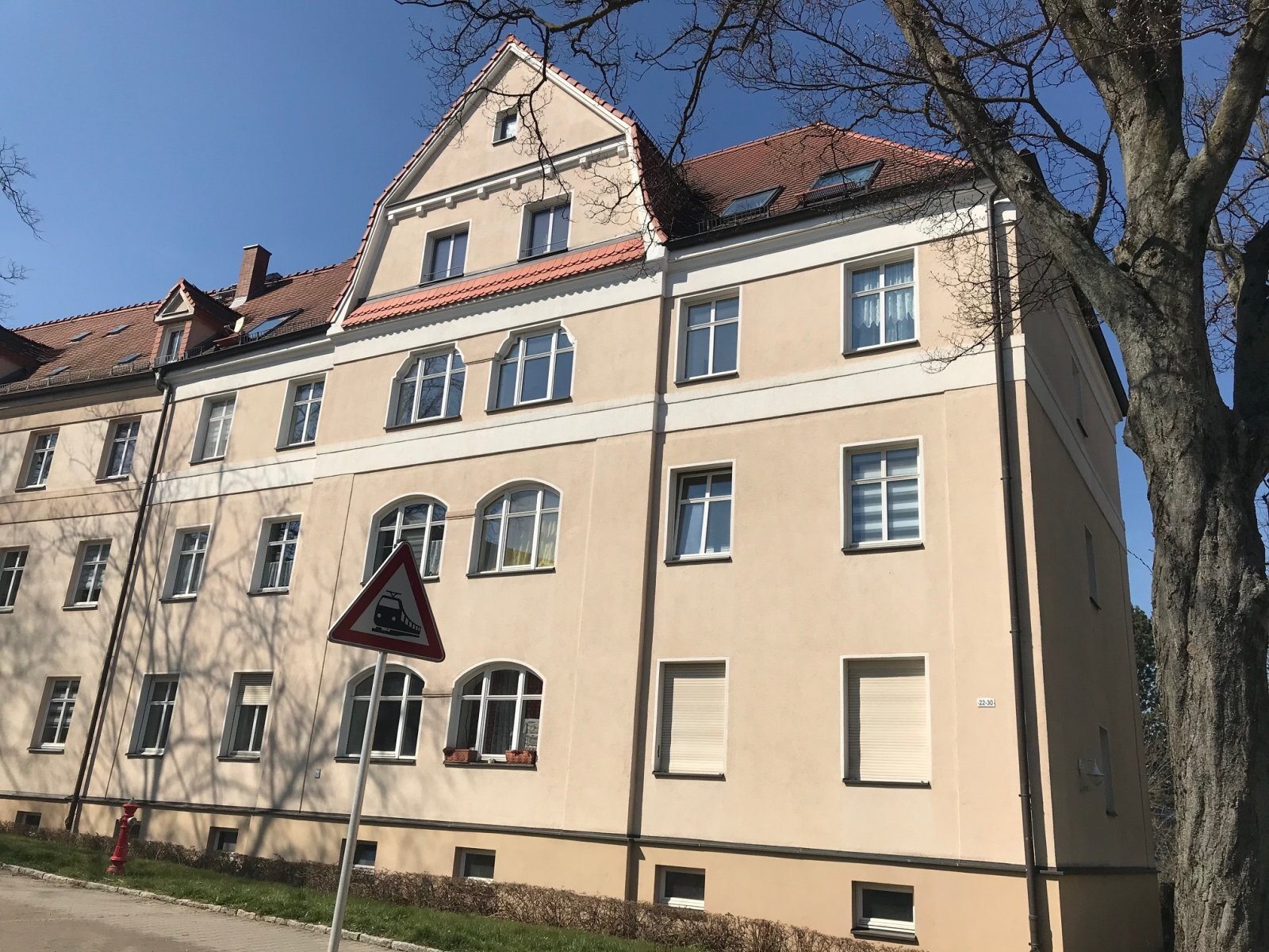 Wohnung zur Miete 240 € 1,5 Zimmer 37,1 m²<br/>Wohnfläche 01.02.2025<br/>Verfügbarkeit Karl-Keil-Straße 22 Marienthal West 435 Zwickau 08060