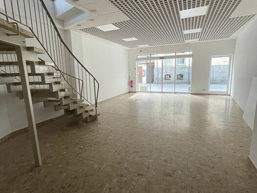 Laden zur Miete 810 € 2 Zimmer 132,7 m² Verkaufsfläche Kirchstraße 3 Aue-Bad Schlema 08280