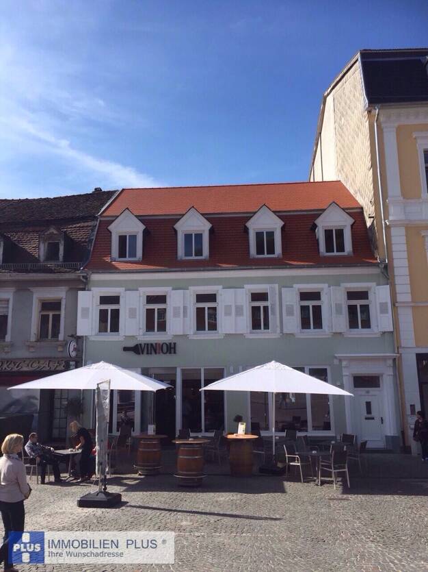 Wohnung zur Miete 1.100 € 2 Zimmer 45 m² 1. Geschoss frei ab sofort Homburg Homburg 66424