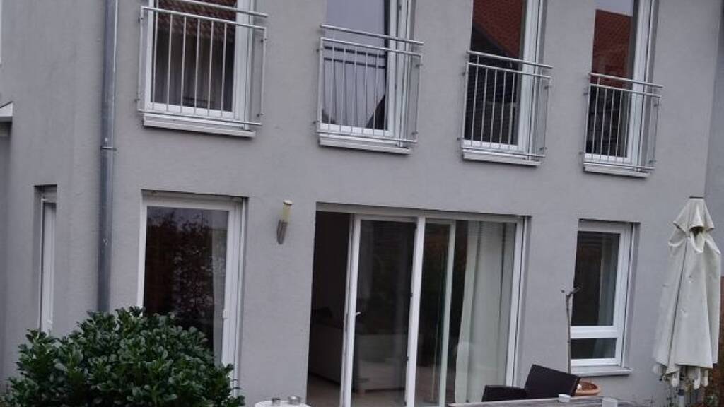 Doppelhaushälfte zur Miete 1.780 € 5,5 Zimmer 162 m² 239 m² Grundstück frei ab 01.06.2026 Aalen 73434