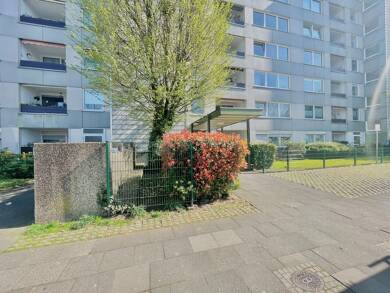 Wohnung zum Kauf 249.000 € 4,5 Zimmer 93 m² 1. Geschoss Neubrück Köln 51109