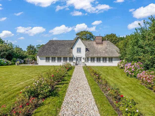 Einfamilienhaus zum Kauf 3.800.000 € 7 Zimmer 264 m² 1.686 m² Grundstück Morsum 25980