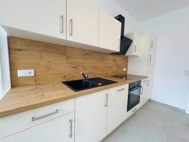 Wohnung zur Miete 1.119 € 3 Zimmer 80 m² 3. Geschoss Kesselsdorfer Straße 43 Naußlitz Dresden 01156