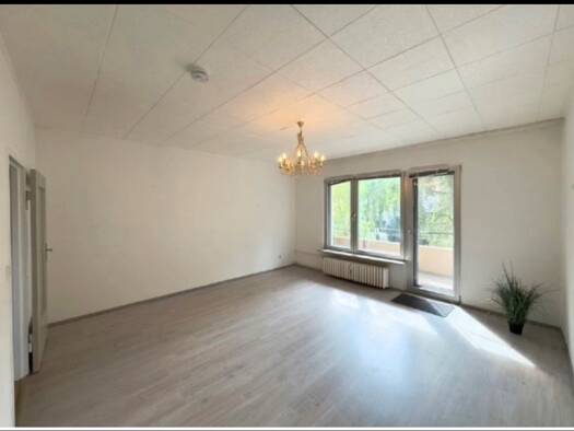 WG-Zimmer zur Miete 736 € 1 Zimmer 43 m² Geschoss 1/3 frei ab 01.05.2026 Julierstraße 2 Reinickendorf Berlin 13407