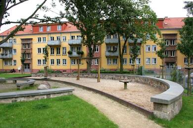 Wohnung zur Miete 401 € 2 Zimmer 49,4 m² 2. Geschoss Badstüberstraße 3 Innenstadt Neubrandenburg 17033