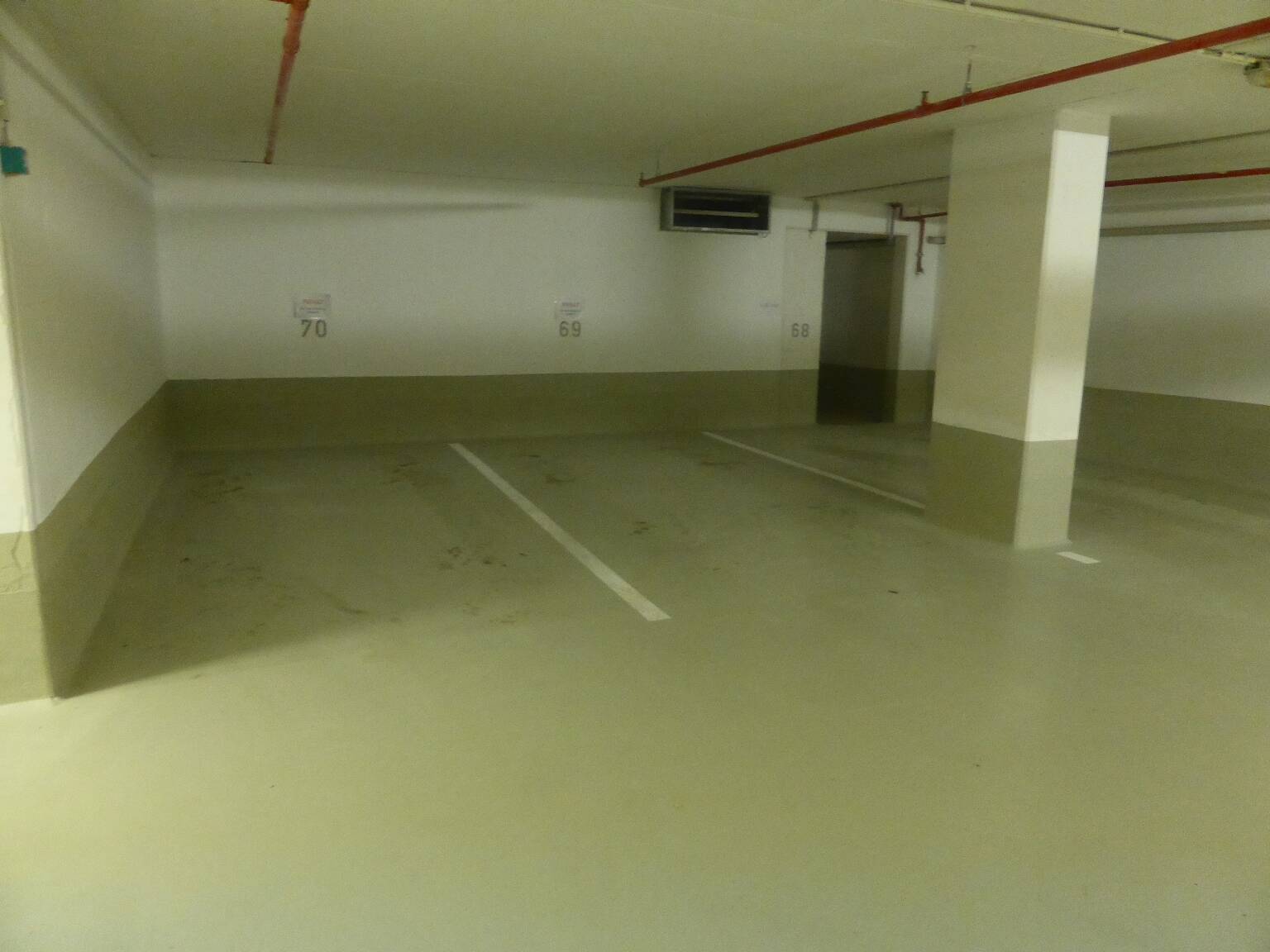 Tiefgaragenstellplatz zur Miete provisionsfrei 125 € Martin-Luther-Ring 7-9 Zentrum Leipzig 04109
