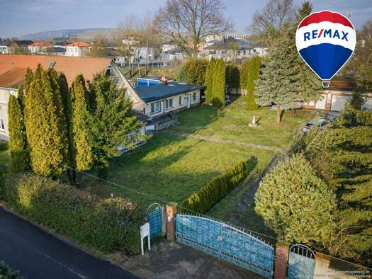 Doppelhaushälfte zum Kauf 297.000 € 5 Zimmer 181 m² 1.221 m² Grundstück Berliner Chaussee Magdeburg 39114