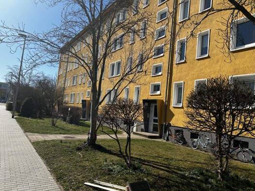 WG-Zimmer zur Miete 608 € 5 Zimmer 109,2 m² 3. Geschoss Heinrich-Heine-Straße 13 Bad Dürrenberg 06231