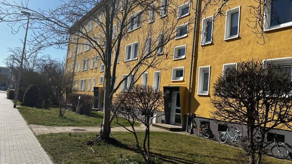 WG-Zimmer zur Miete 608 € 5 Zimmer 109,2 m² 3. Geschoss Heinrich-Heine-Straße 13 Bad Dürrenberg 06231