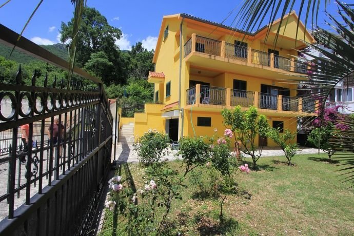 Villa zum Kauf provisionsfrei 420.000 € 4 Zimmer 210 m²<br/>Wohnfläche 601 m²<br/>Grundstück Herceg Novi