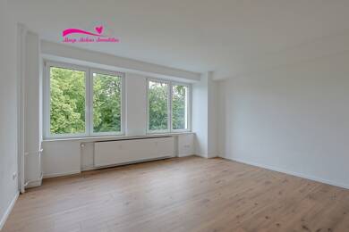 Wohnung zur Miete 675 € 3 Zimmer 90,4 m² 2. Geschoss Innenstadt Wilhelmshaven 26384